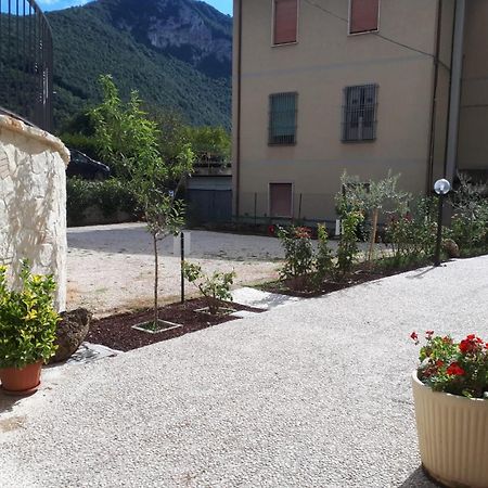Hotel La Casa Dei Nonni Torre Orsina Exterior foto